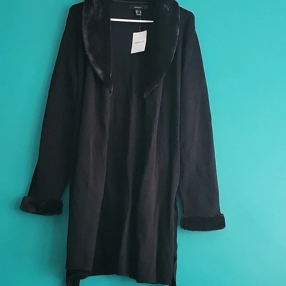 Elegant Black Women's Cardigan - Picture 8 of 8